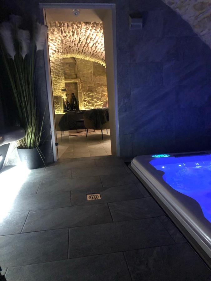 Jaccuzi & Spa Des Caves Stanislas Nancy Exterior photo